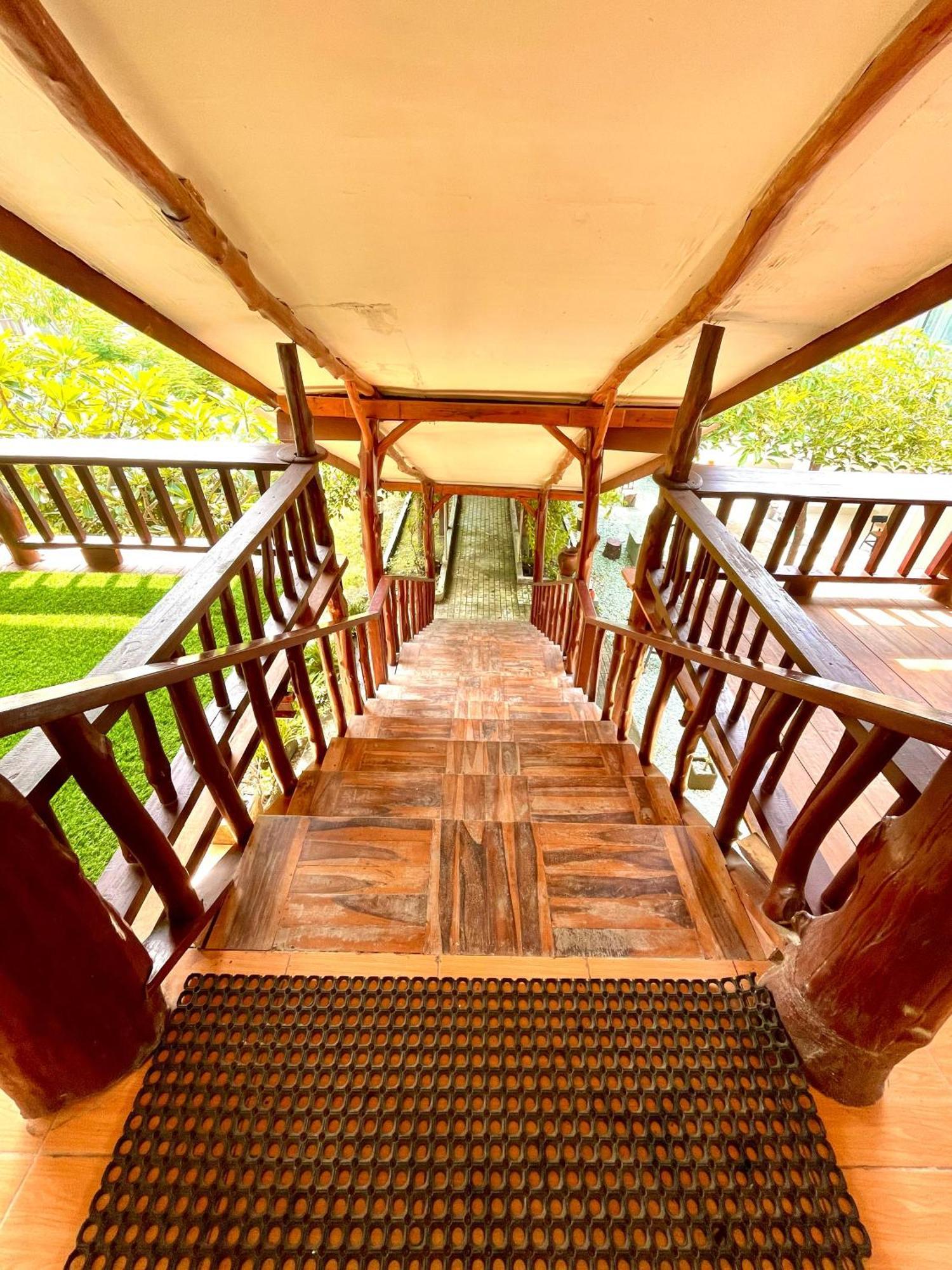 Wah Resort Τζίλι Τραγουανγκάν Εξωτερικό φωτογραφία